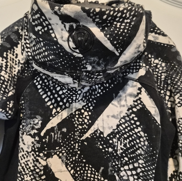 Scuba Hoodie III - Picture 10 of 12